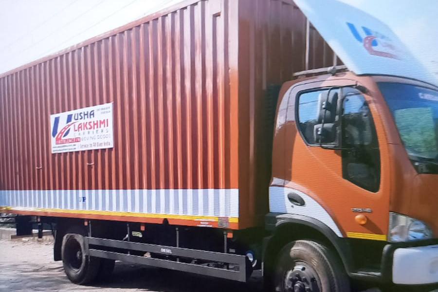 Daily Speed Parcel Service